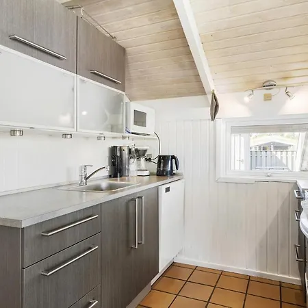 Gorgeous In With Kitchen